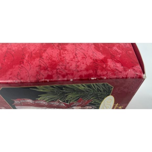 Vintage Hallmark Ornament - Holiday Barbie - Picture 6 of 6